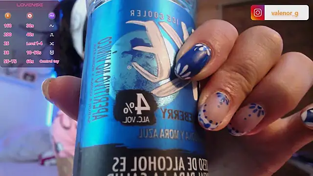 Snapshot of valenor_ chatting on 12/26/24, 06:09 valenor  online show from 12/26/24, 06:09