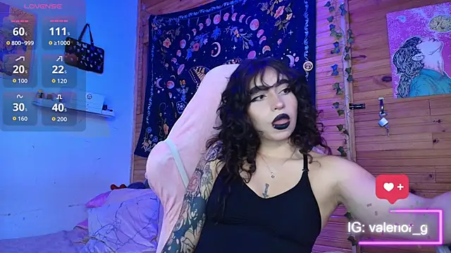 Snapshot of valenor_ chatting on 10/24/25, 02:08 valenor  online show from 10/24/25, 02:08