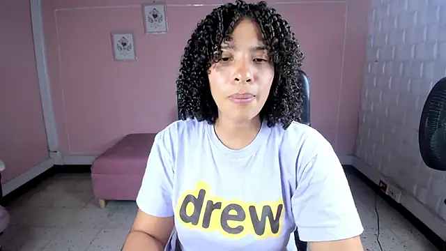 DannaBerry online show from 02/05/25, 04:25