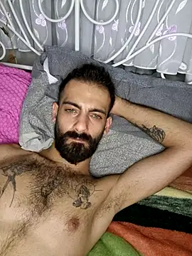 Snapshot of Drkats chatting on 12/03/25, 01:02 Drkats online show from 12/03/25, 01:02