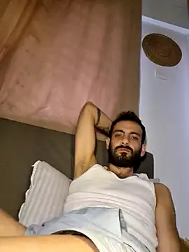 Snapshot of Drkats chatting on 03/15/26, 10:21 Drkats online show from 03/15/26, 10:21