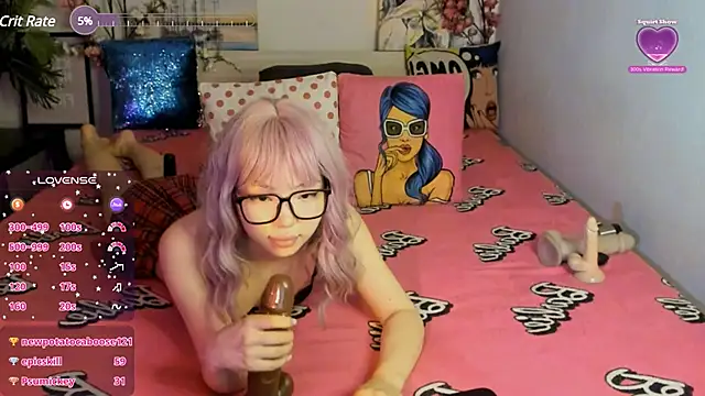 Snapshot of Stripchatlady chatting on 01/30/25, 03:22 Stripchatlady online show from 01/30/25, 03:22