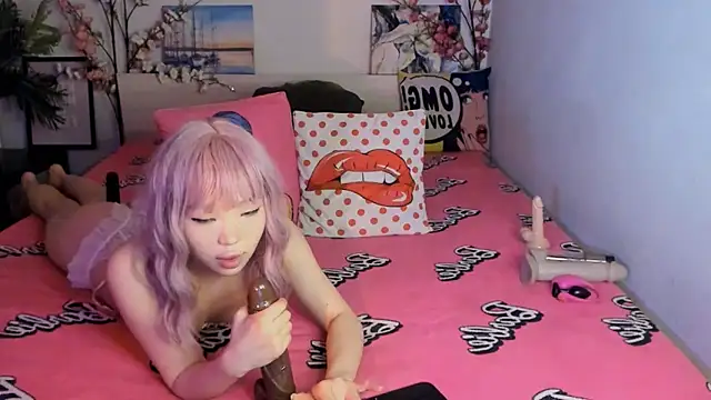 Snapshot of Stripchatlady chatting on 02/02/25, 02:27 Stripchatlady online show from 02/02/25, 02:27