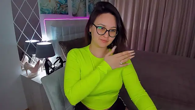 EsterLogan online show from 01/25/25, 11:13