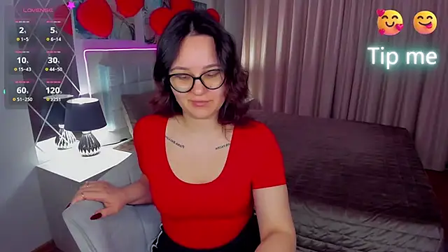 EsterLogan online show from 03/07/25, 08:34