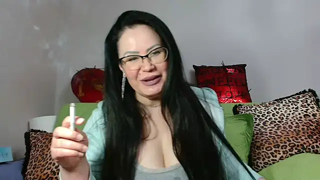 x  KHALEESI  x online show from 02/23/25, 10:09