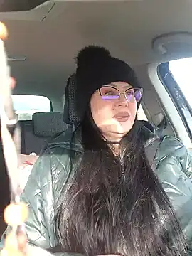 x  KHALEESI  x online show from 01/10/26, 08:49