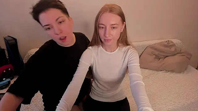 secret dreams   online show from 02/22/25, 11:24