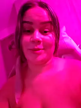 Snapshot of sweet_lucia chatting on 01/06/25, 05:16 sweet lucia online show from 01/06/25, 05:16