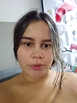 Snapshot of sweet_lucia chatting on 01/06/25, 11:52 sweet lucia online show from 01/06/25, 11:52