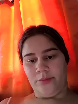 Snapshot of sweet_lucia chatting on 01/07/25, 05:31 sweet lucia online show from 01/07/25, 05:31