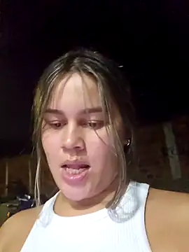 Snapshot of sweet_lucia chatting on 01/13/25, 12:41 sweet lucia online show from 01/13/25, 12:41