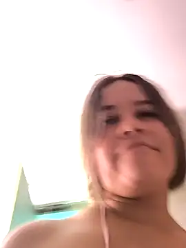 Snapshot of sweet_lucia chatting on 01/16/25, 02:51 sweet lucia online show from 01/16/25, 02:51