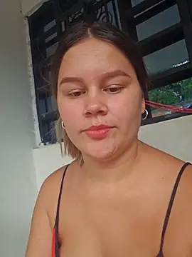 sweet lucia online show from 11/09/25, 05:44