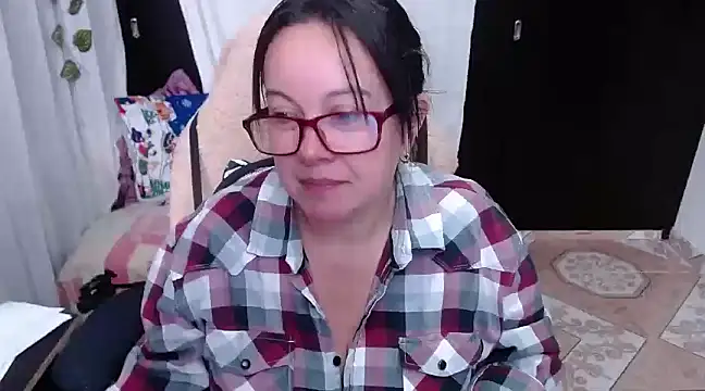 Sonialorens  online show from 12/21/24, 03:31