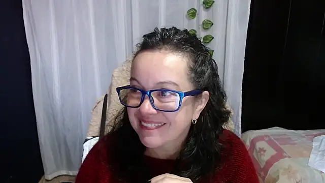 Sonialorens  online show from 01/14/25, 12:24