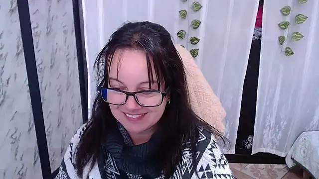 Sonialorens  online show from 02/28/25, 05:04