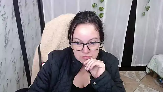 Sonialorens  online show from 03/13/25, 03:06