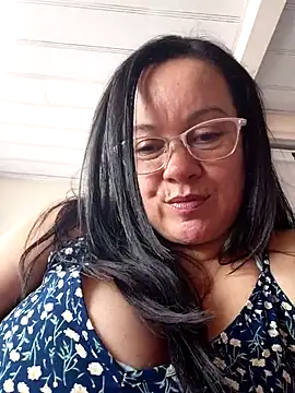 Sonialorens  online show from 07/11/26, 07:38