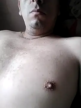 Snapshot of starplss chatting on 10/28/25, 08:11 starplss online show from 10/28/25, 08:11