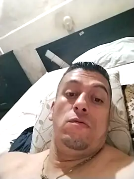 Snapshot of starplss chatting on 10/31/25, 06:47 starplss online show from 10/31/25, 06:47