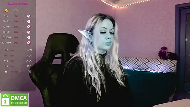 Snapshot of elven_dreams_ chatting on 02/26/25, 10:15 elven dreams online show from 02/26/25, 10:15