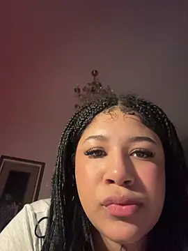 IamSashaLuv online show from 04/09/26, 10:48