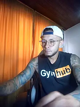 Snapshot of sebastian_horny chatting on 05/29/26, 05:22 sebastian horny online show from 05/29/26, 05:22
