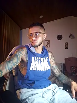 Snapshot of sebastian_horny chatting on 06/01/26, 02:57 sebastian horny online show from 06/01/26, 02:57