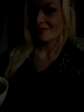 Lisavontease online show from 12/03/24, 09:12