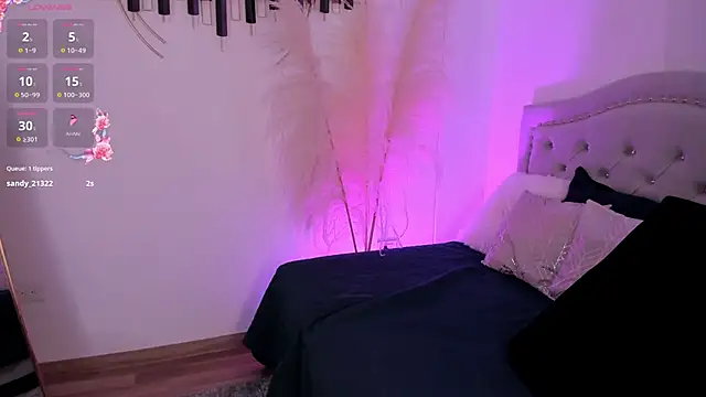 LaraBaker online show from 03/11/25, 03:12