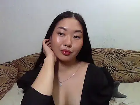 Snapshot of Aleksa_Blackdream chatting on 01/29/25, 08:35 Aleksa Blackdream online show from 01/29/25, 08:35