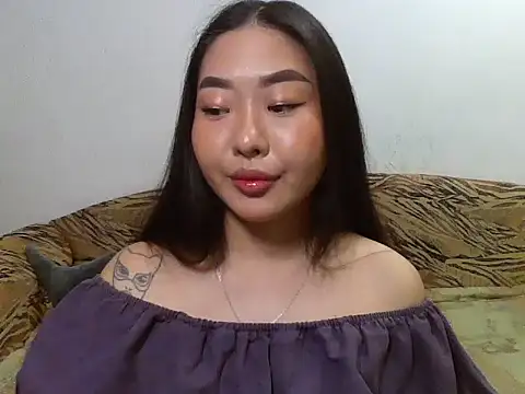 Snapshot of Aleksa_Blackdream chatting on 03/08/25, 05:07 Aleksa Blackdream online show from 03/08/25, 05:07
