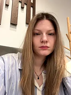 MaryHiggins online show from 12/14/25, 07:58