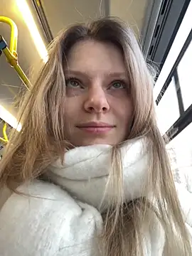 MaryHiggins online show from 12/22/25, 11:40