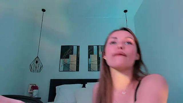 Roxana Wet  online show from 04/03/26, 01:42