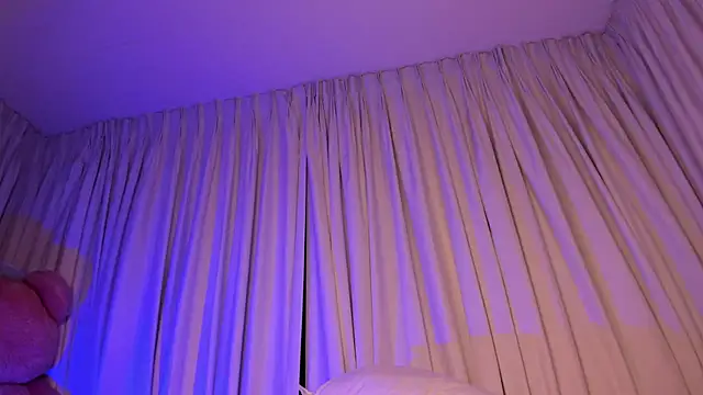 soyccherry  online show from 02/18/25, 04:04