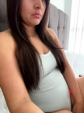 Snapshot of vellaAngel chatting on 01/15/26, 12:54 vellaAngel online show from 01/15/26, 12:54