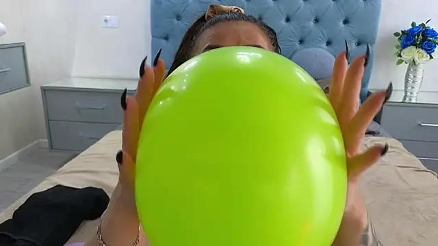 Theowonder online show from 03/03/25, 11:00