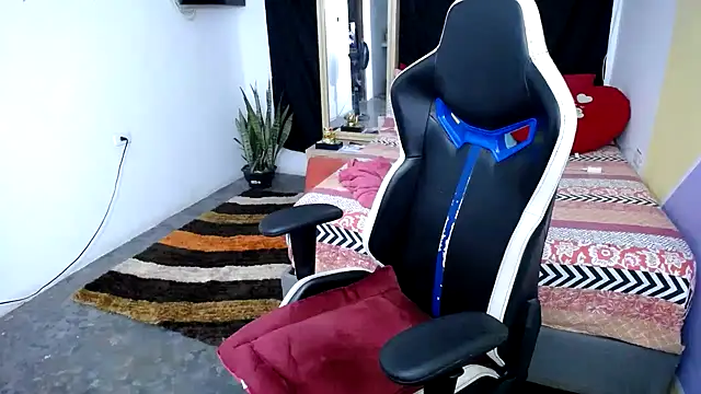 marysol83 online show from 02/22/25, 07:34