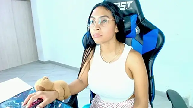 sophiax-x online show from 02/25/26, 03:05