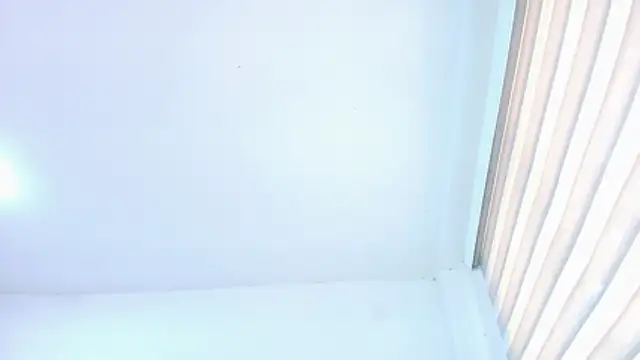 sophiax-x online show from 04/18/26, 07:07