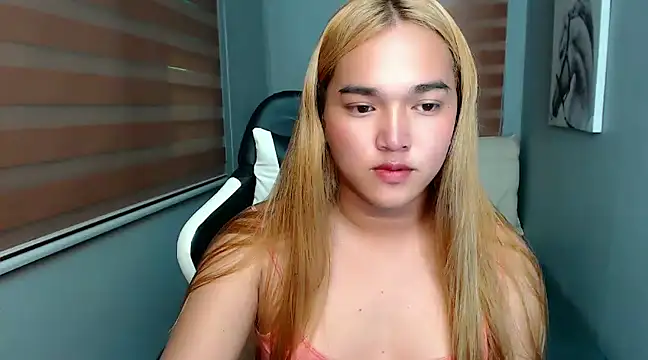 MoaningKylie online show from 02/01/25, 01:44