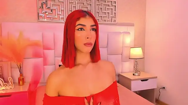 Snapshot of Alana_2916_ chatting on 01/05/25, 12:10 Alana 2916  online show from 01/05/25, 12:10