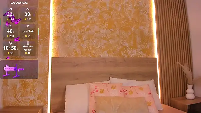 Snapshot of Alana_2916_ chatting on 10/03/25, 03:25 Alana 2916  online show from 10/03/25, 03:25