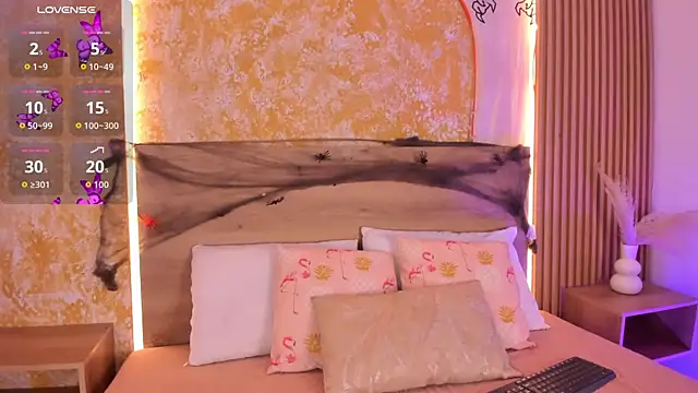 Snapshot of Alana_2916_ chatting on 10/30/25, 03:19 Alana 2916  online show from 10/30/25, 03:19