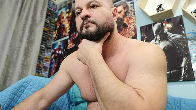 Snapshot of Muscle_Bear chatting on 10/06/25, 02:14 Muscle Bear online show from 10/06/25, 02:14