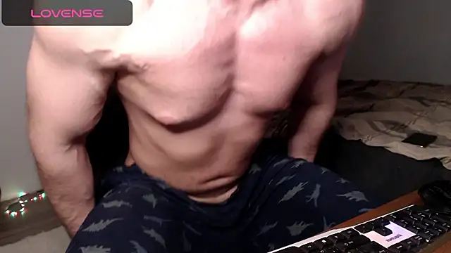 Snapshot of big1one1guy chatting on 12/05/24, 04:34 big1one1guy online show from 12/05/24, 04:34