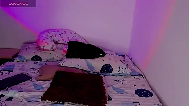 Abby Saenz01 online show from 12/20/24, 02:41