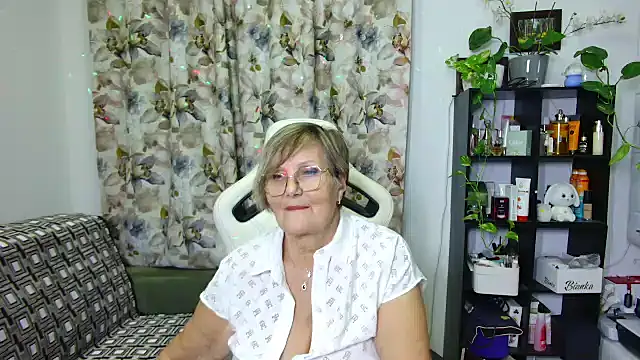 Selenna57 online show from 12/27/24, 11:42